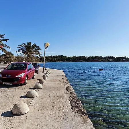 アパート Bruno *