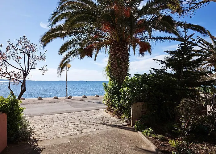 Bruno Апартаменты *